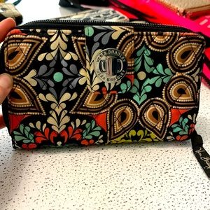 Vera Bradley xl wallet